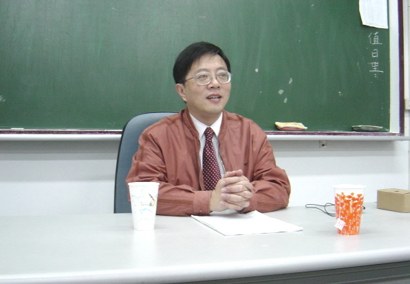 周裕锴.jpg